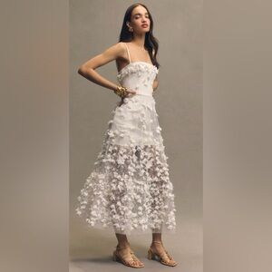 NWT Helsi Audrey White Floral Appliqué Strapless Evening Dress